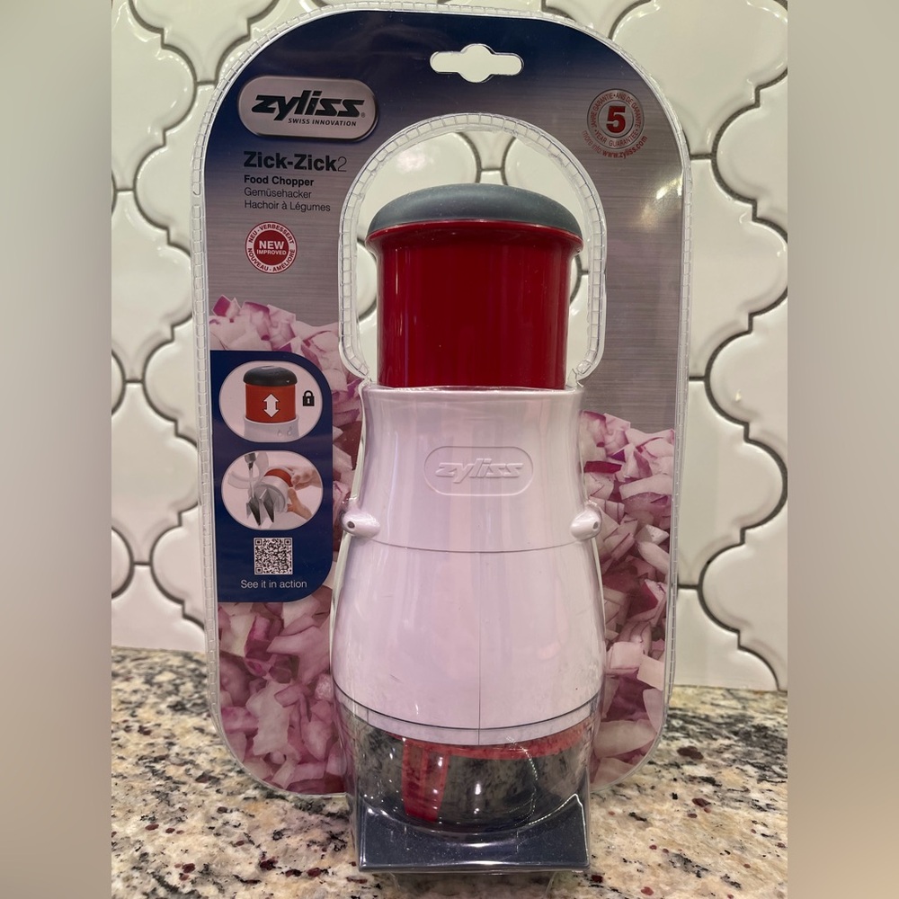 Manual Food Chopper Vegetable Onion Garlic Cutter New Zyliss